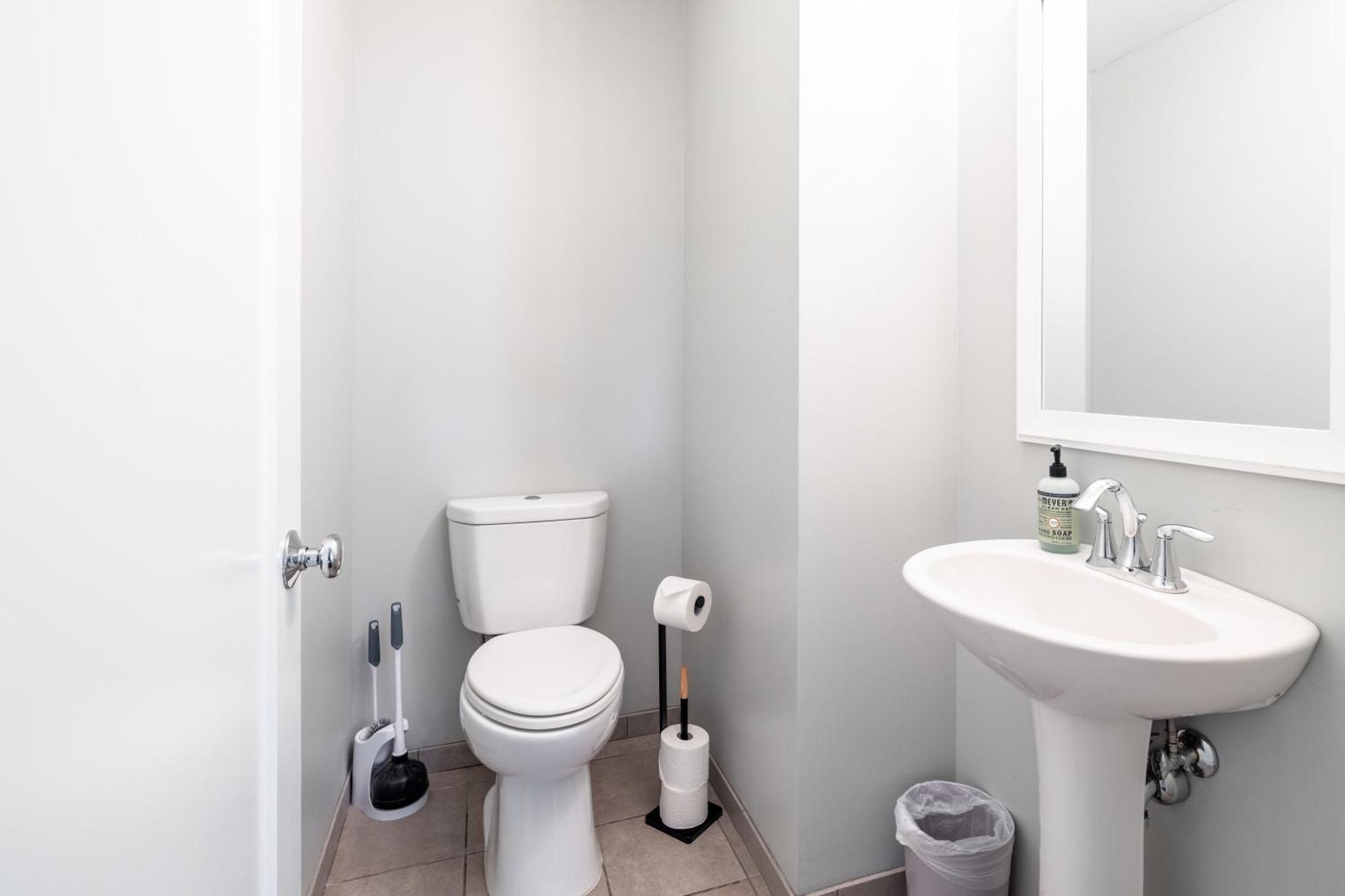Luxury Downtown Townhome Unit 14 كليفلاند المظهر الخارجي الصورة