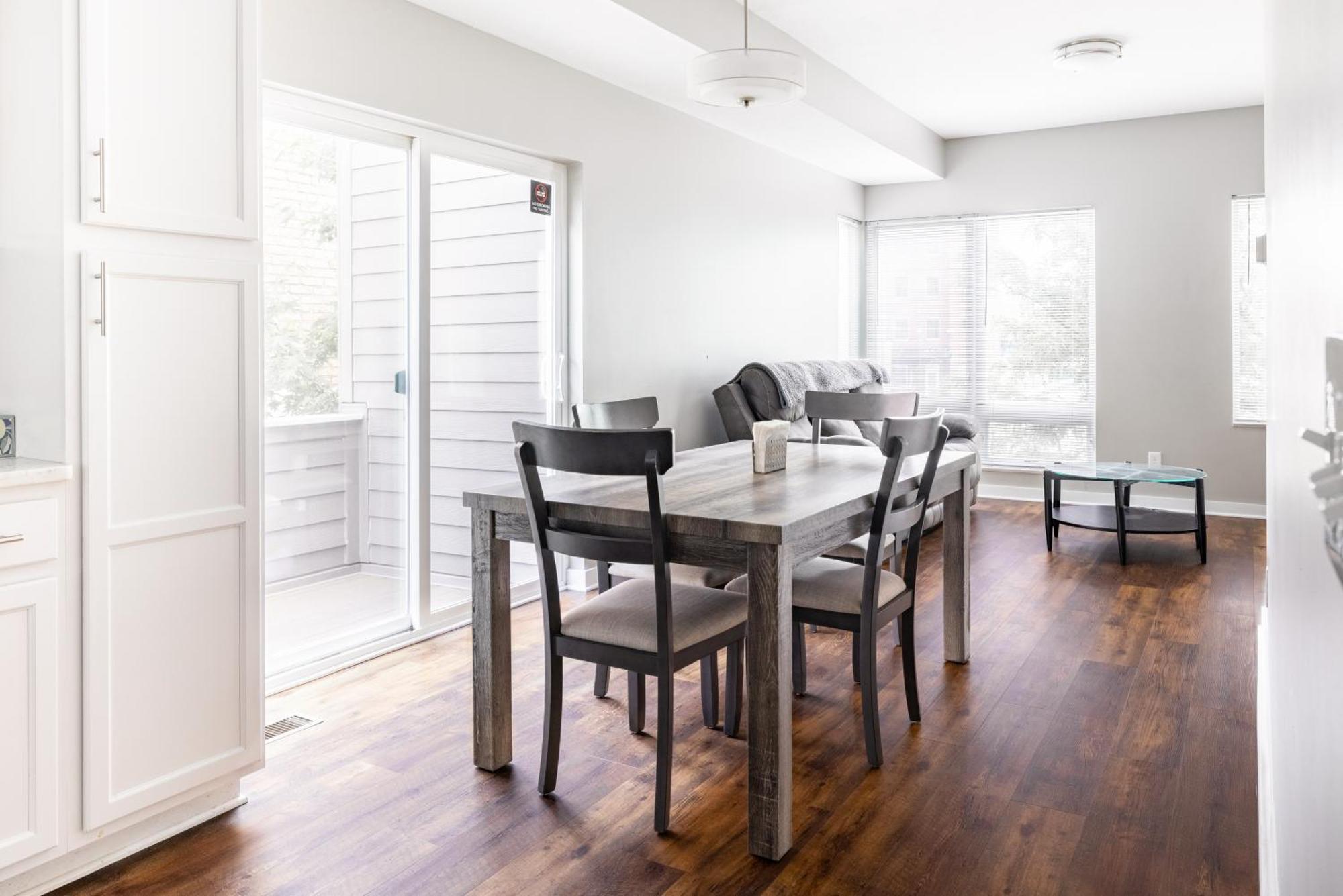 Luxury Downtown Townhome Unit 14 كليفلاند المظهر الخارجي الصورة