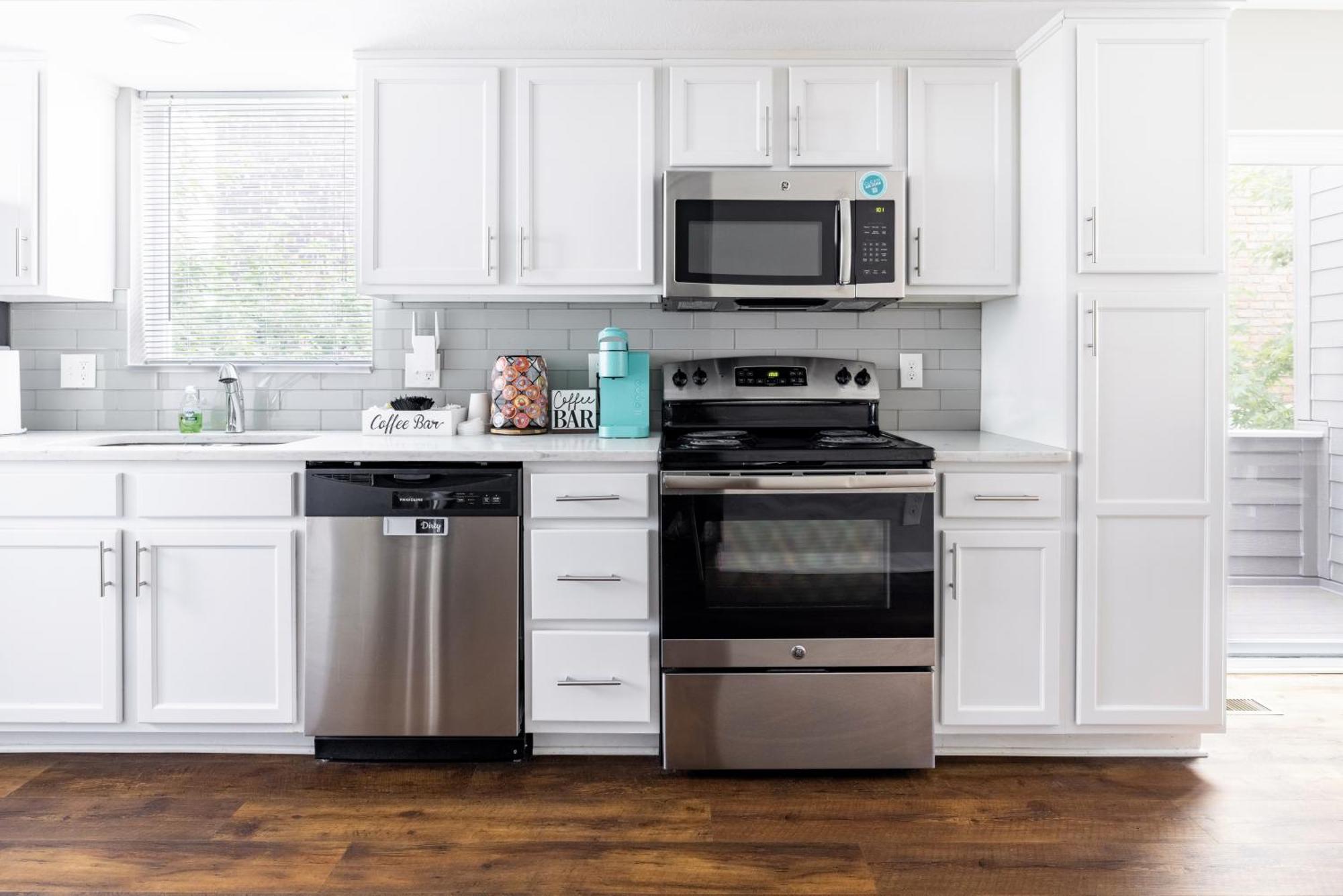 Luxury Downtown Townhome Unit 14 كليفلاند المظهر الخارجي الصورة